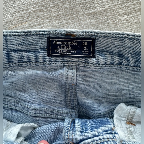Ultra high rise straight jeans - Picture 2 of 3